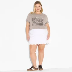 Women's Mainstreet Market Vinyl Records Short Sleeve Graphic T-Shirt - Brown 7 Women's Mainstreet Market Vinyl Records Short Sleeve Graphic T-Shirt - Brown -Toys Sale Store GUEST 20fd103f 0f5f 4c51 b973 1a60a4a60ca7