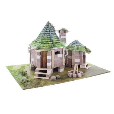Trefl Harry Potter Brick Tricks Hagrids Hut Jigsaw Puzzle - 240pc 2 Trefl Harry Potter Brick Tricks Hagrids Hut Jigsaw Puzzle - 240pc - Image 2