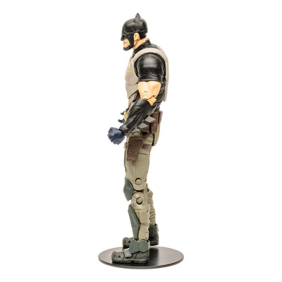 DC Comics Multiverse Gold Label Collection Batman Dark Detective Action Figure (Target Exclusive) 6 DC Comics Multiverse Gold Label Collection Batman Dark Detective Action Figure (Target Exclusive) - Image 6