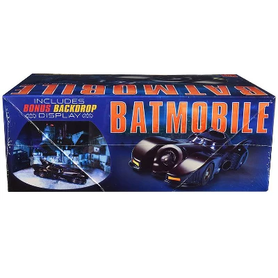 Skill 2 Model Kit Batmobile "Batman" (1989) Movie With Backdrop Display 1/25 Scale Model By AMT 1 Skill 2 Model Kit Batmobile "Batman" (1989) Movie With Backdrop Display 1/25 Scale Model By AMT